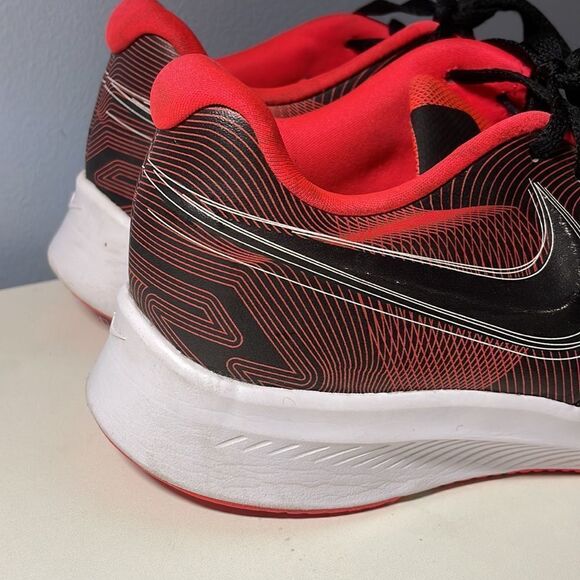 NIKE Star Runner Russell Wilson size US 5Y Big Kids Running Shoe - Picture 5 of 7